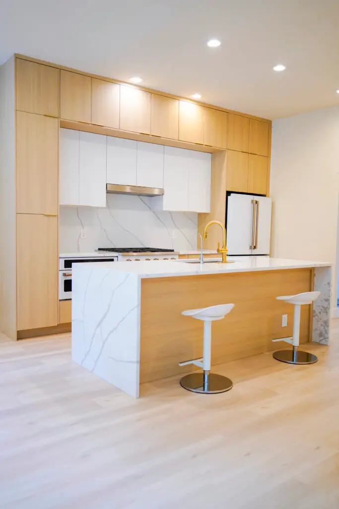 Flatt Wood Kitchen Cabinets